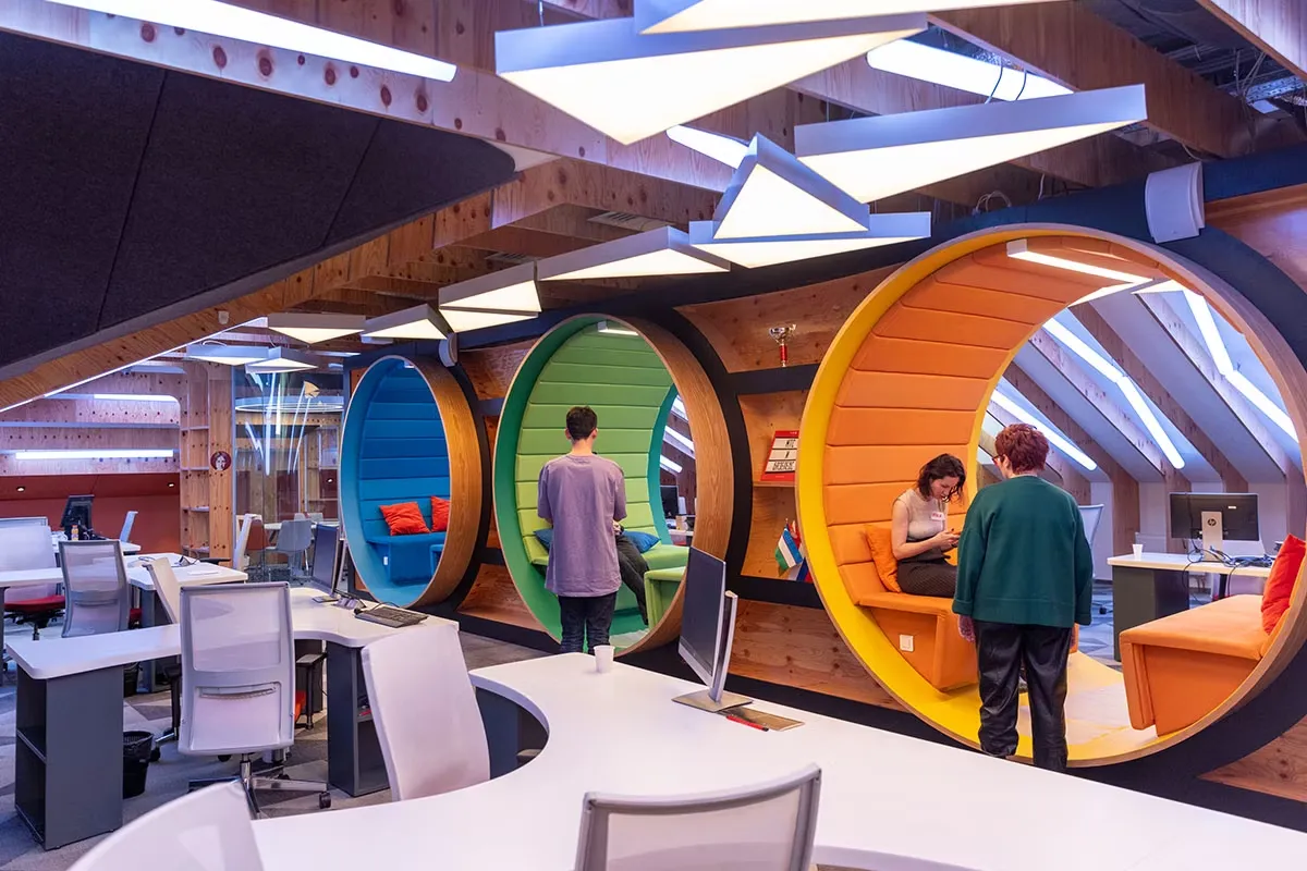 Сотрудников-1